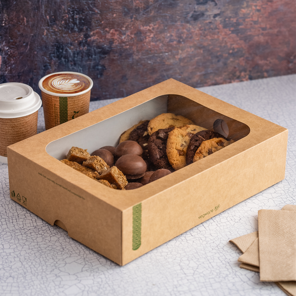 Vegware Regular platter box and insert (31 x 22.5 x 8.2cm)